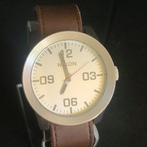 Nixon Take Charge "THE CORPORAL" Men's Watch Stainless Brown Leather